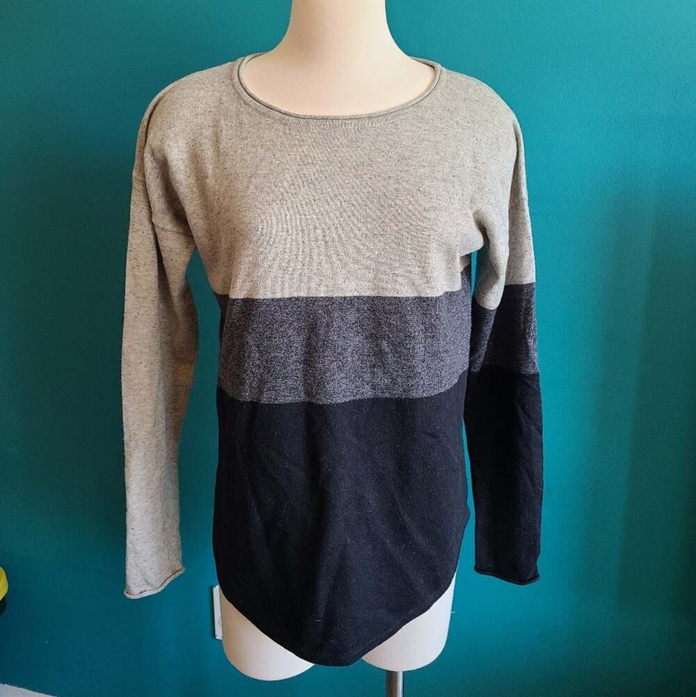 Smartwool merino wool pullover sweater casual color block gray black Medium